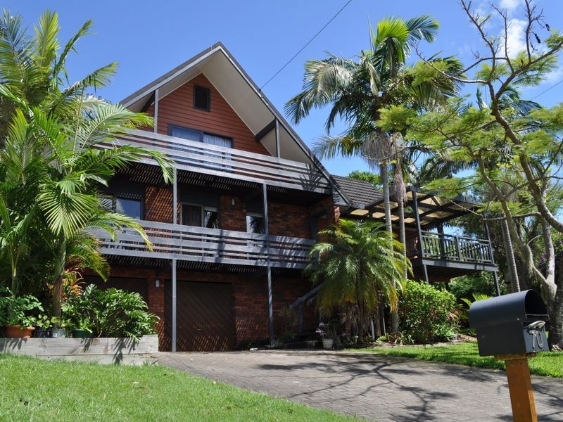 70 Safety Beach Drive, Safety Beach NSW 2456