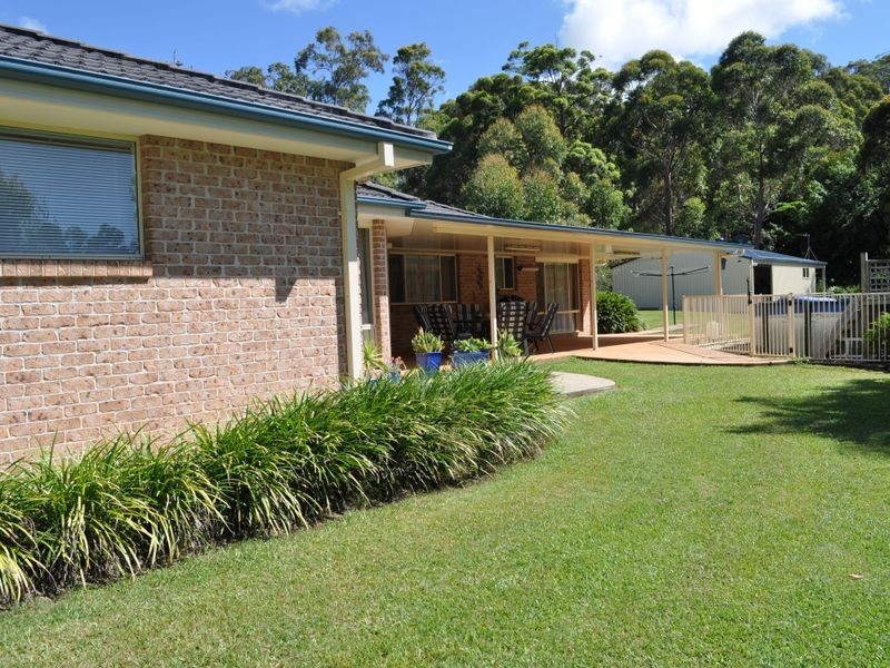 12 Topaz Drive, Emerald Beach NSW 2456