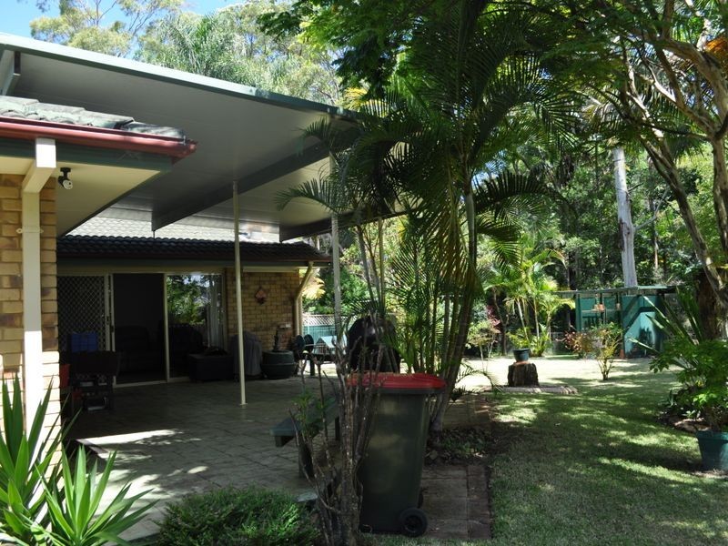 5 Bream Close, Emerald Beach NSW 2456