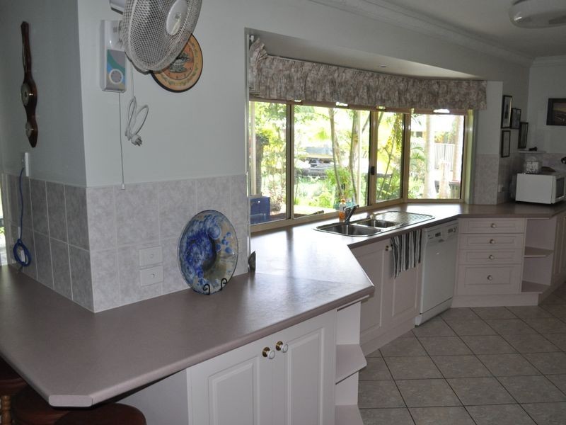 5 Bream Close, Emerald Beach NSW 2456