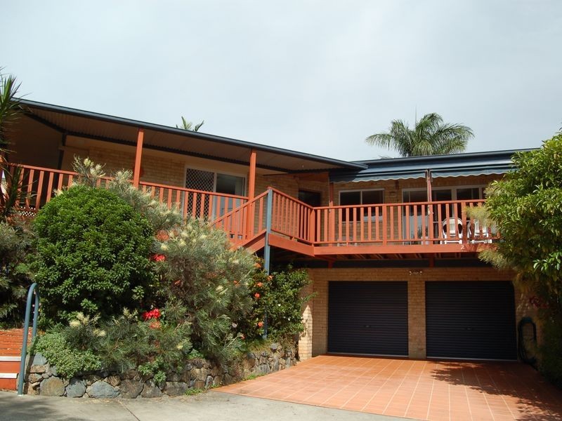 2 Melaleuca Avenue, Woolgoolga NSW 2456