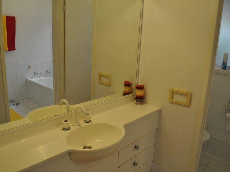 42 Poynten Drive, Emerald Beach NSW 2456
