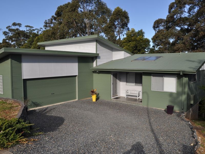 6 Strawberry Close, Woolgoolga NSW 2456