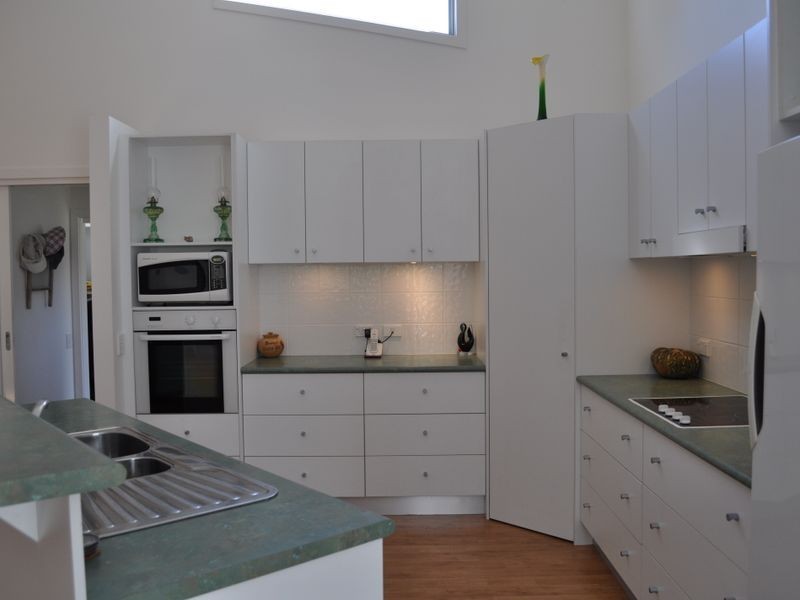 6 Strawberry Close, Woolgoolga NSW 2456