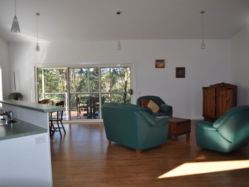 6 Strawberry Close, Woolgoolga NSW 2456