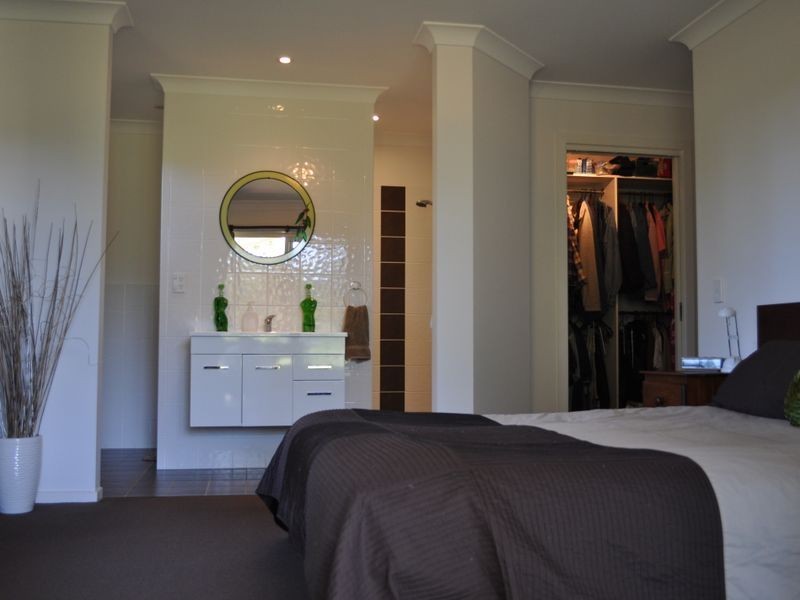 6 Strawberry Close, Woolgoolga NSW 2456