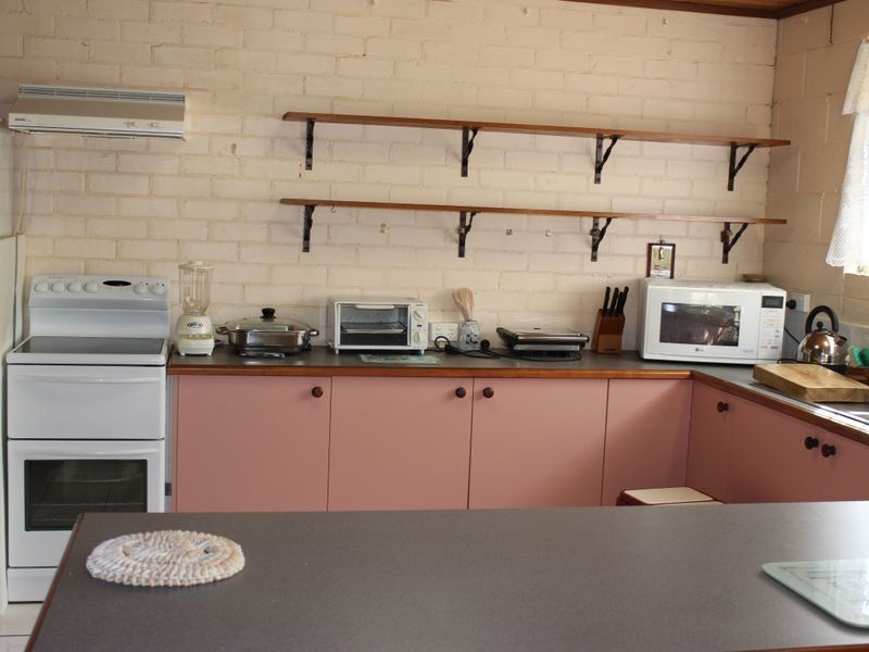 5 Chestnut Avenue, Sandy Beach NSW 2456