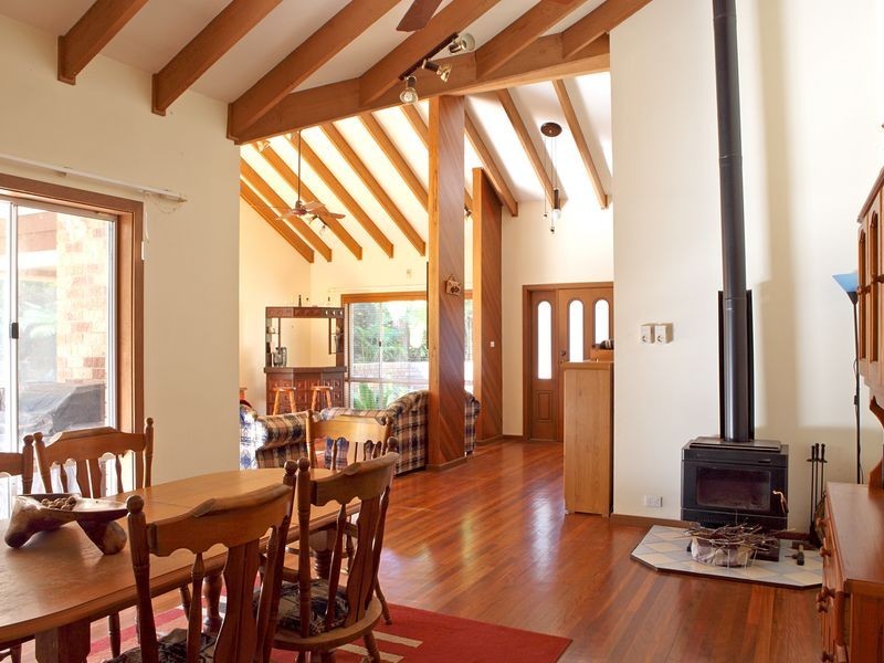 12 Pont Close, Emerald Beach NSW 2456