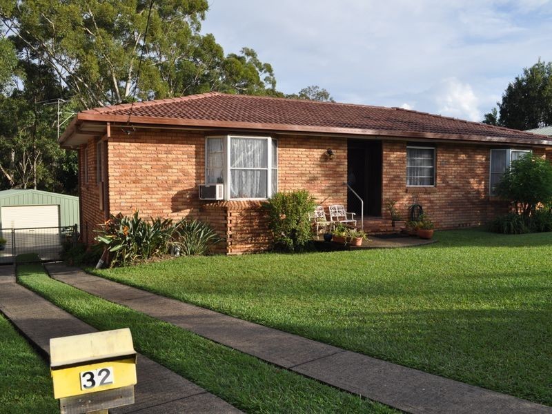 32 Sunset Avenue, Woolgoolga NSW 2456