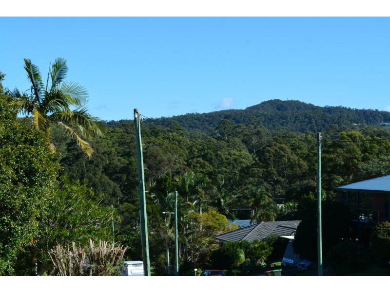 37 Ryan Crescent, Woolgoolga NSW 2456