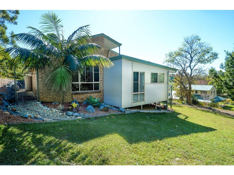 10 St Andrews Drive, Woolgoolga NSW 2456