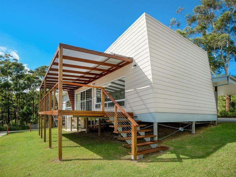 11 Safety Beach Drive, Safety Beach NSW 2456