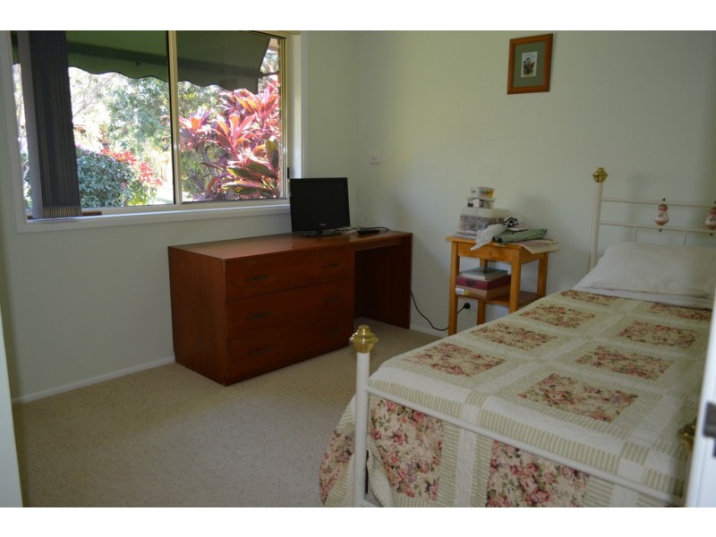 12 Panorama Parade, Safety Beach NSW 2456