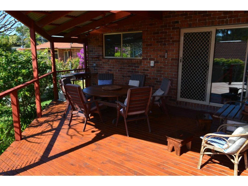 12 Panorama Parade, Safety Beach NSW 2456