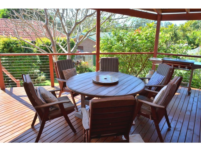 12 Panorama Parade, Safety Beach NSW 2456