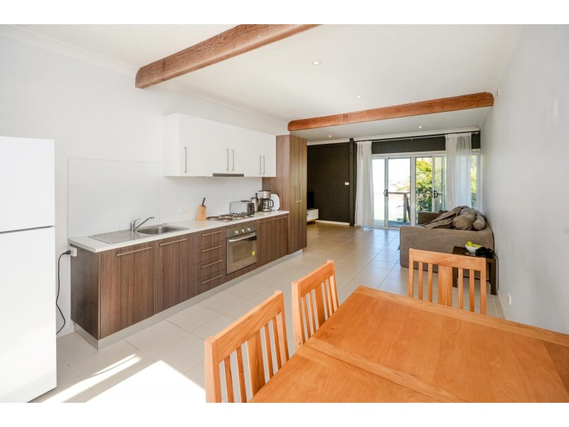 48 Dammerel Crescent, Emerald Beach NSW 2456