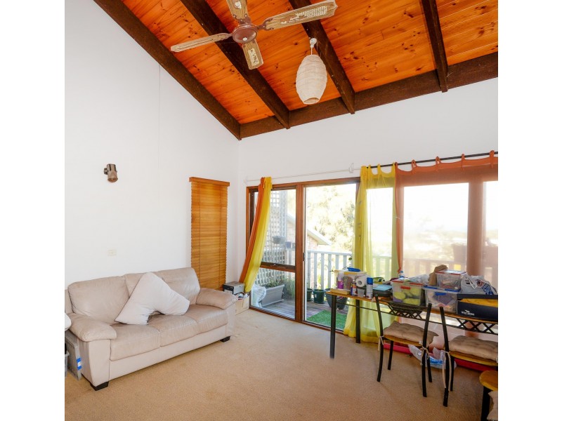 48 Dammerel Crescent, Emerald Beach NSW 2456