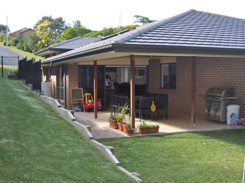 10 Young Street, Safety Beach NSW 2456