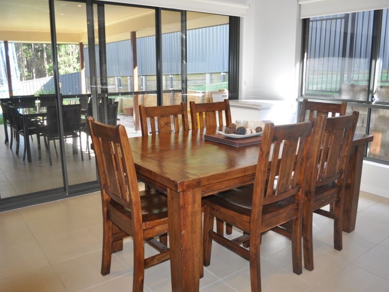 10 Young Street, Safety Beach NSW 2456