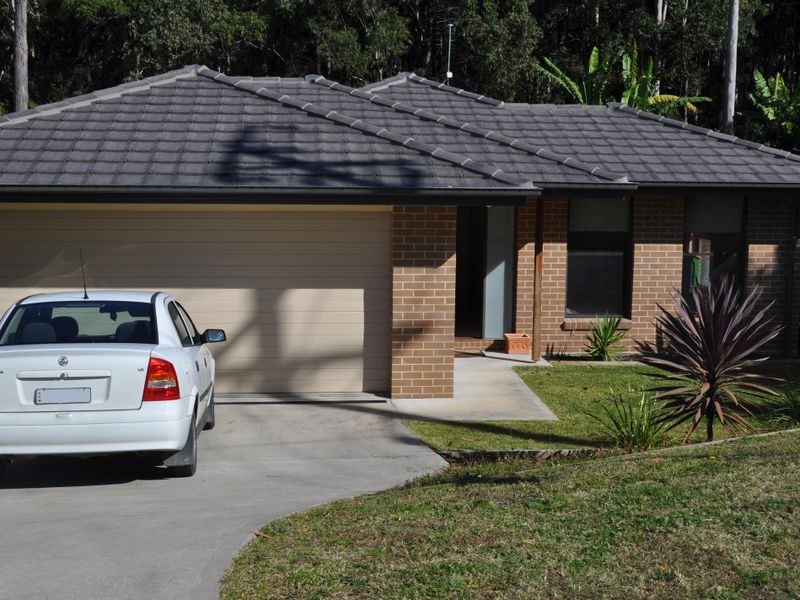 10 Young Street, Safety Beach NSW 2456