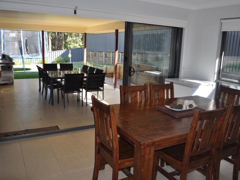 10 Young Street, Safety Beach NSW 2456