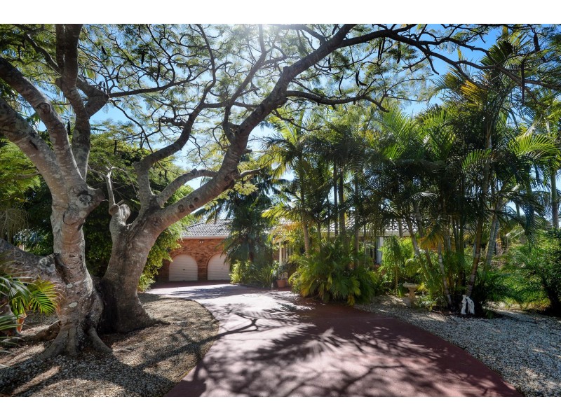 7 Leplaw Close, Safety Beach NSW 2456