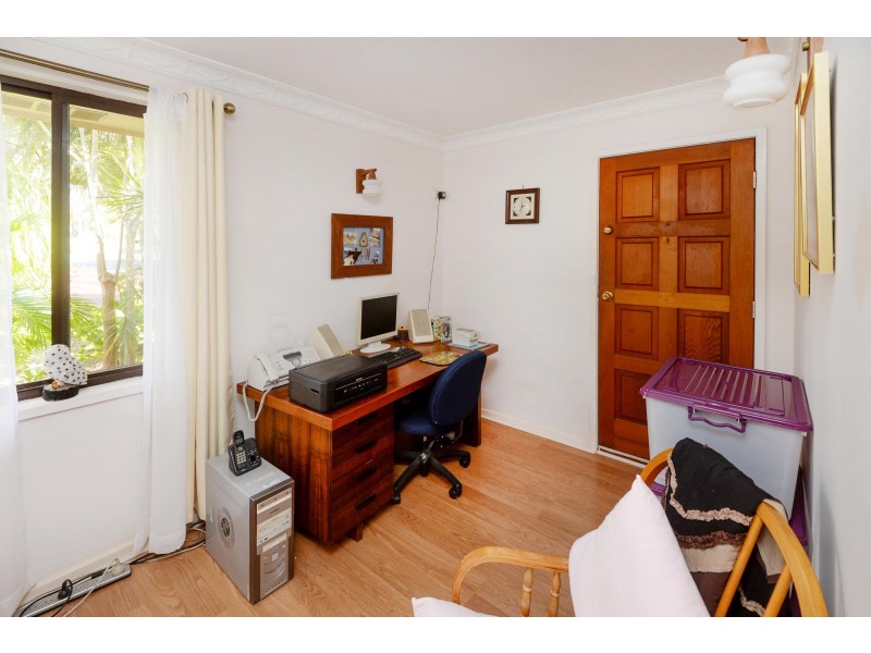 7 Leplaw Close, Safety Beach NSW 2456