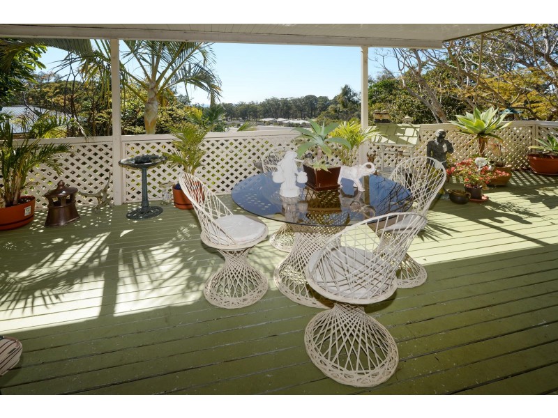 7 Leplaw Close, Safety Beach NSW 2456