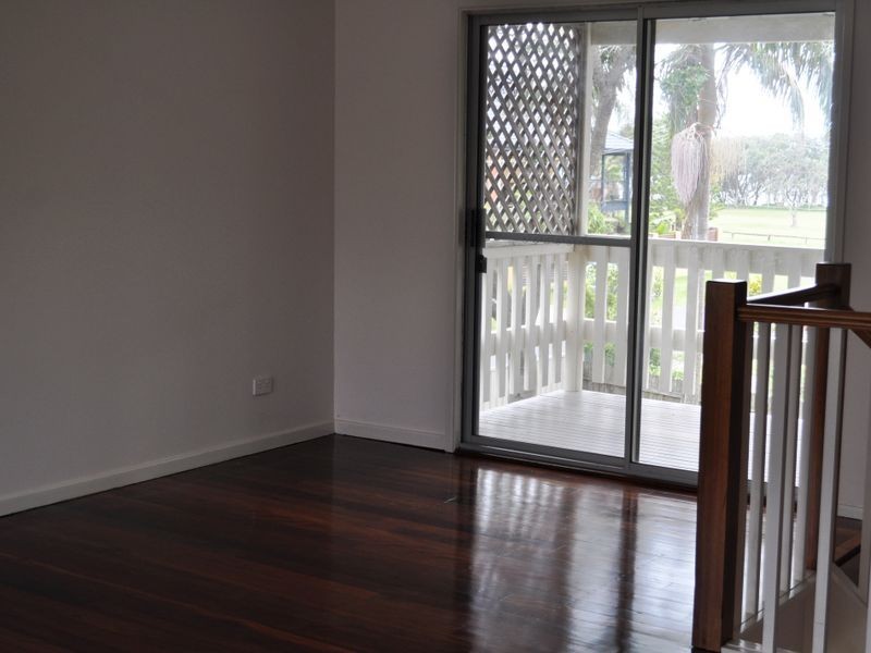 5 Bluegum Avenue, Sandy Beach NSW 2456