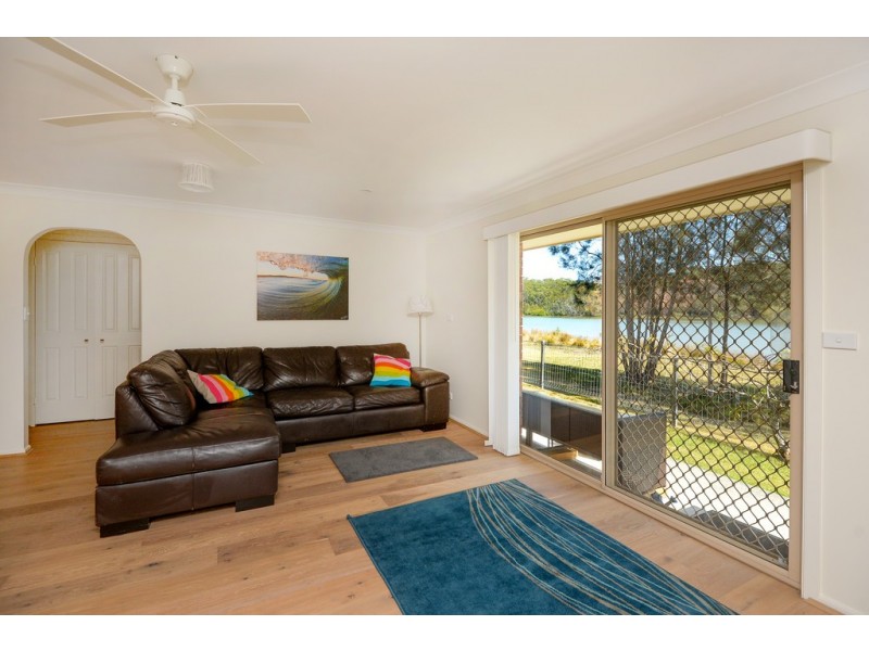 1/8 Pandanus Place, Woolgoolga NSW 2456
