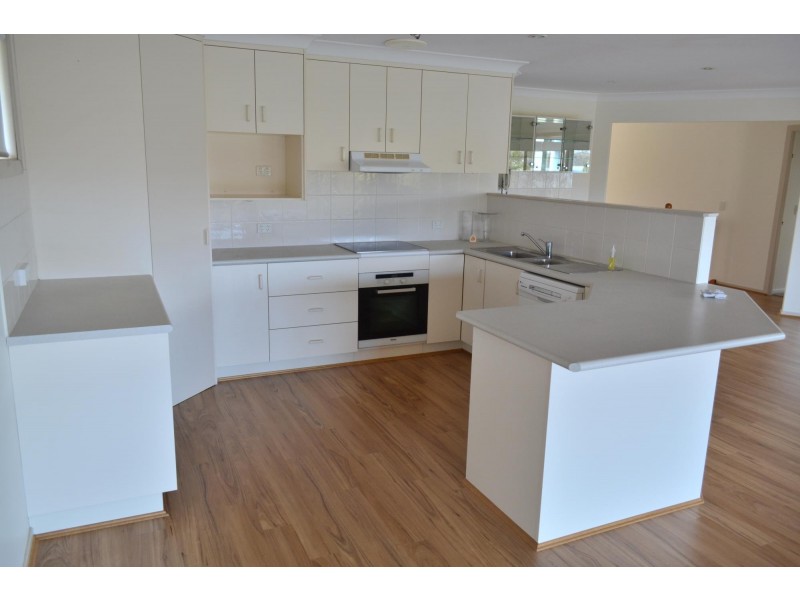 45 Bluegum Avenue, Sandy Beach NSW 2456