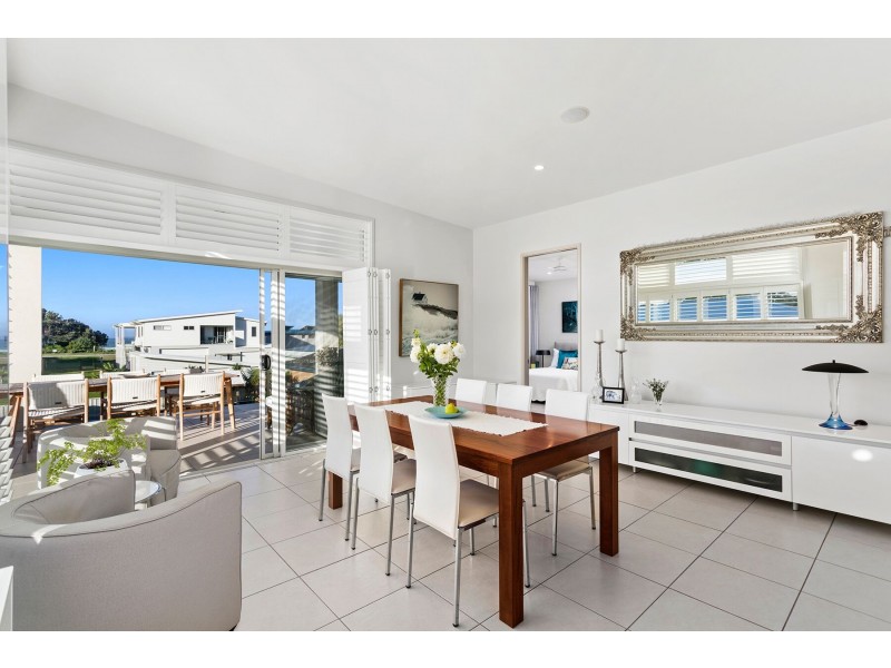 24 Wharf Street, Woolgoolga NSW 2456