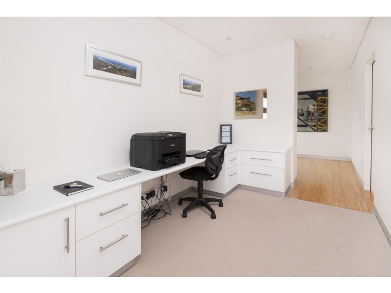 10 Helmsman Close, Safety Beach NSW 2456