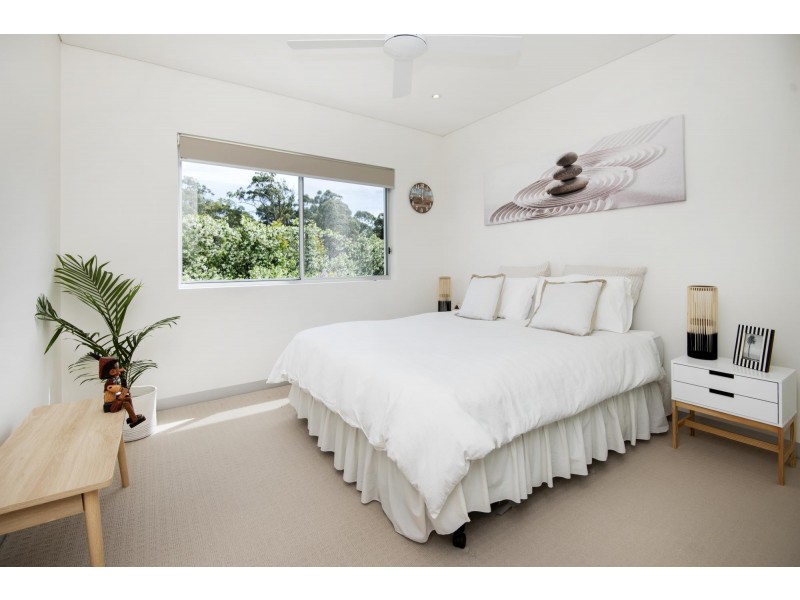 10 Helmsman Close, Safety Beach NSW 2456