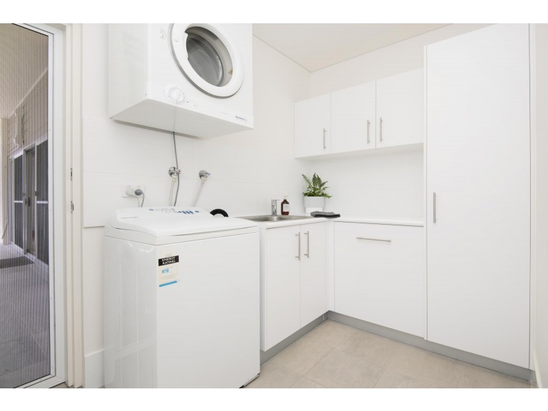 10 Helmsman Close, Safety Beach NSW 2456