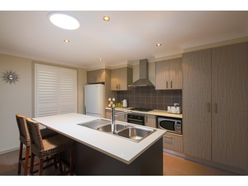11 Vista Close, Woolgoolga NSW 2456