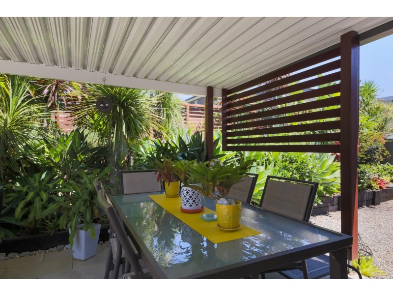 11 Vista Close, Woolgoolga NSW 2456