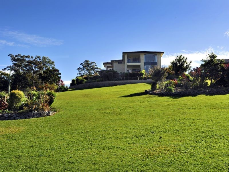 2 Kay Drive, Emerald Beach NSW 2456