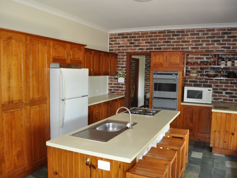 140 Newmans Road, Woolgoolga NSW 2456