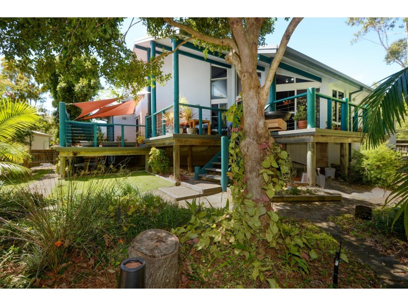 13 Ocean Links Close, Safety Beach NSW 2456