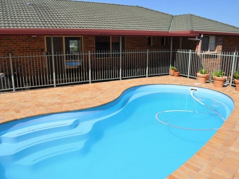 9 McPhee Close, Woolgoolga NSW 2456
