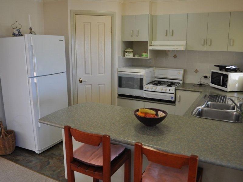 9 McPhee Close, Woolgoolga NSW 2456