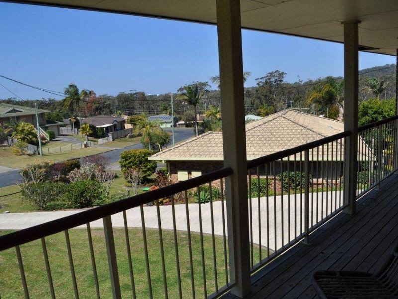 9 McPhee Close, Woolgoolga NSW 2456