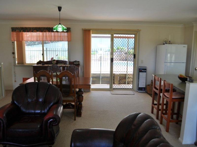 9 McPhee Close, Woolgoolga NSW 2456