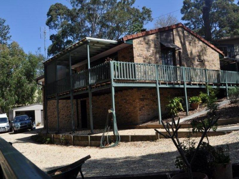 8 Montgomery Close, Safety Beach NSW 2456