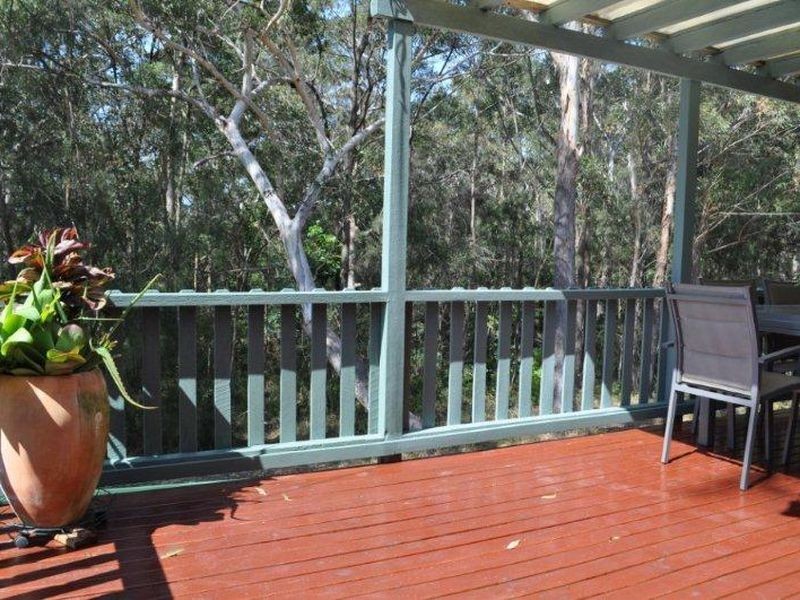 8 Montgomery Close, Safety Beach NSW 2456