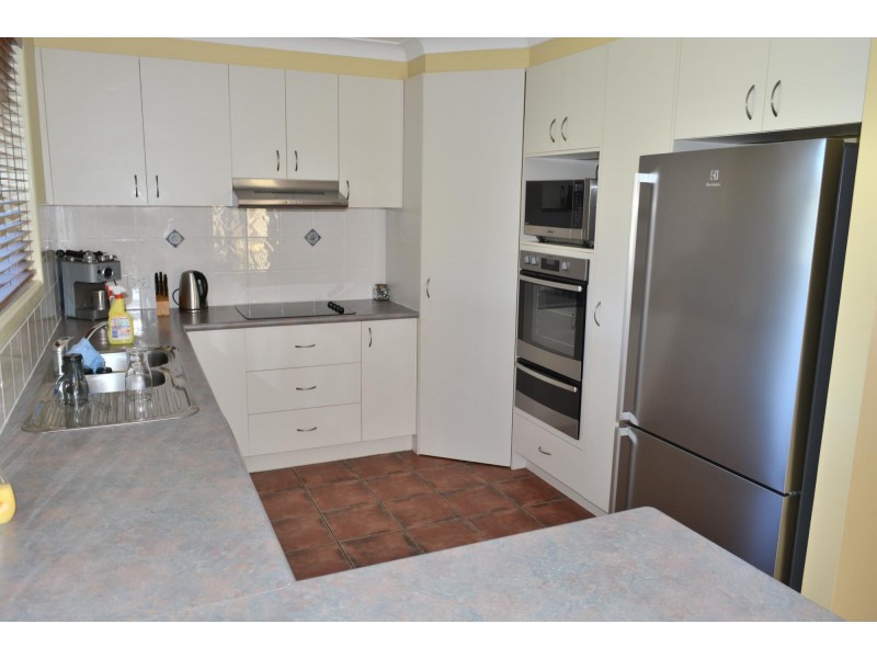 37 Ryan Crescent, Woolgoolga NSW 2456