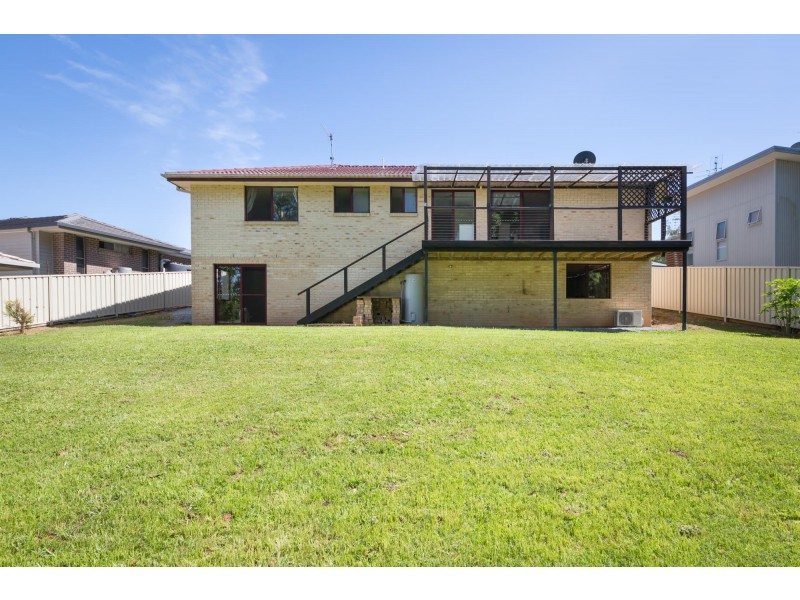 4 Carabeen Close, Woolgoolga NSW 2456