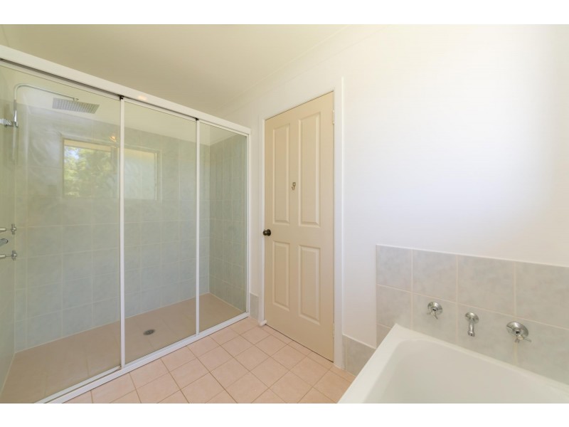 4 Carabeen Close, Woolgoolga NSW 2456