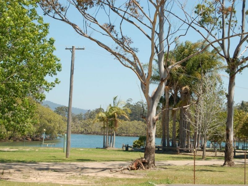 8 Riverview Crescent, Urunga NSW 2455